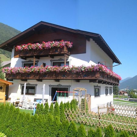 Pension Kristall Нойштифт-им-Штубайталь Экстерьер фото