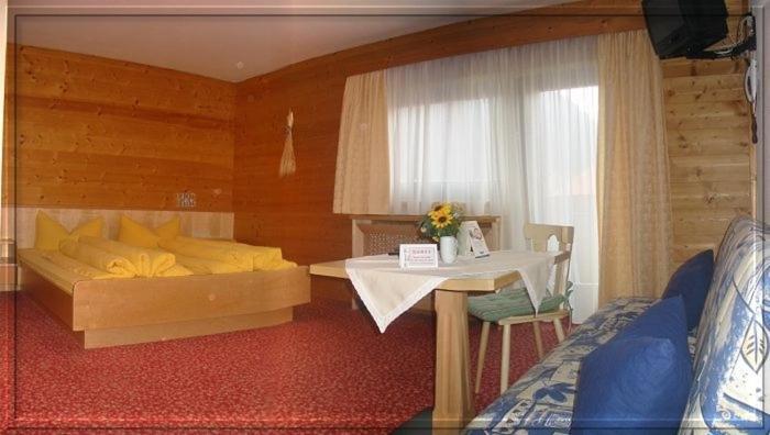 Pension Kristall Нойштифт-им-Штубайталь Номер фото